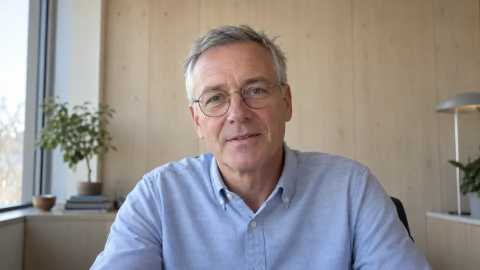 Tom Lindqvist speaking